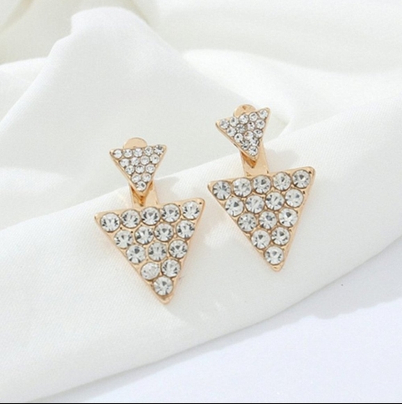 🪞Golden Triangle Earings🪞 - Picture 1 of 2